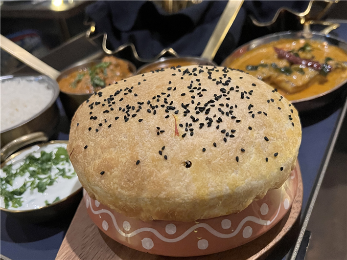 biryani in its pastry case